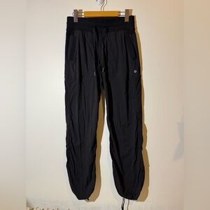 Lululemon Dance Studio Pant - Black - Size 6